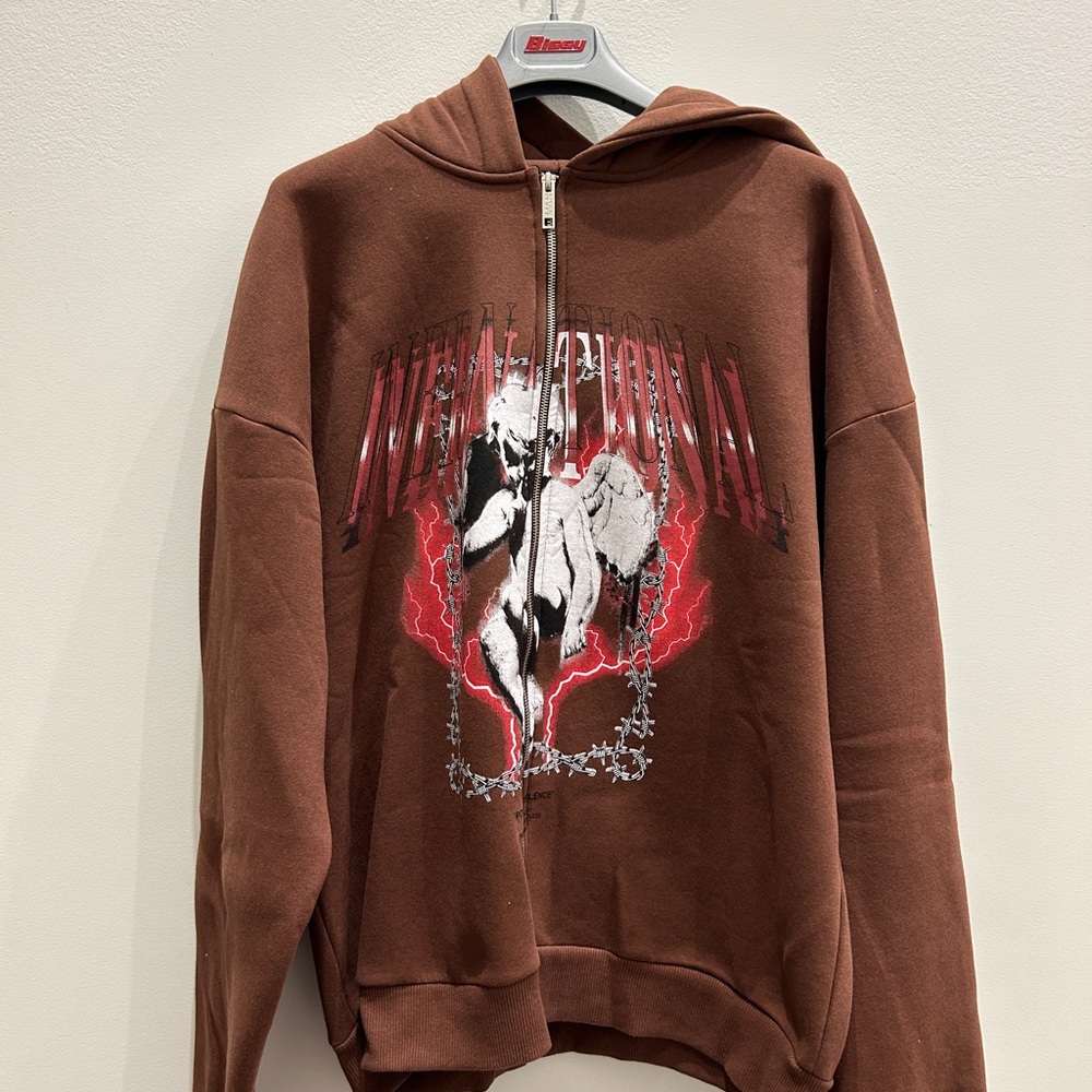 Boohoo Brown Zip Up Men's Sweater with Graphic